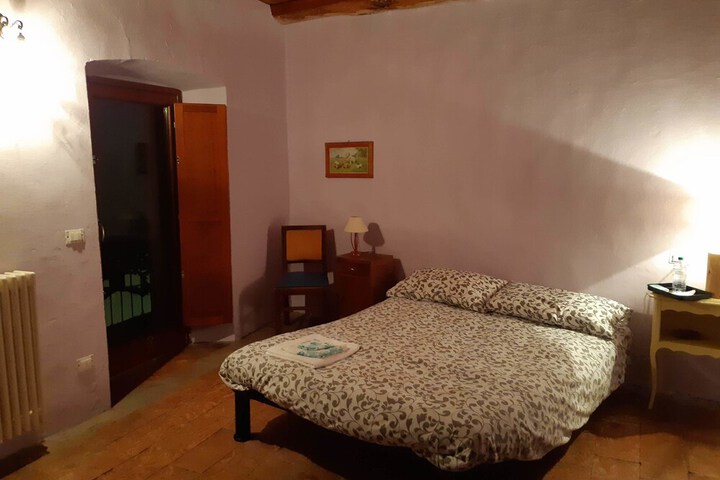 Room 3 of 39