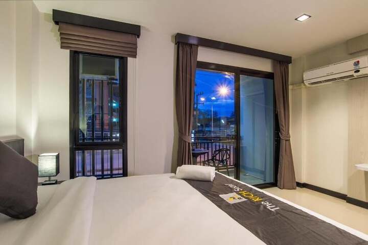 Room 22 of 40