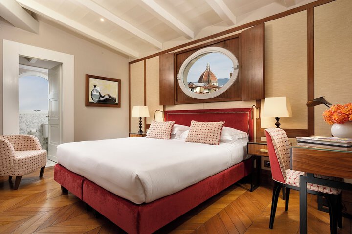 Room 54 of 80