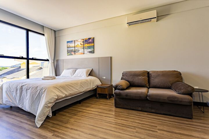 Room 5 of 23