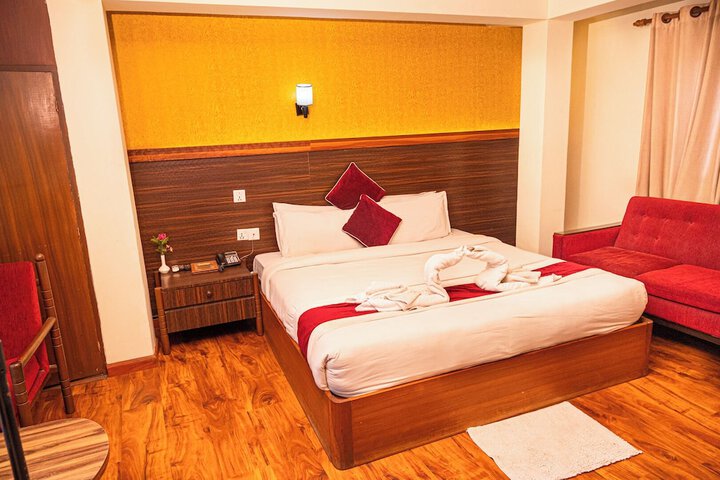Room 6 of 23