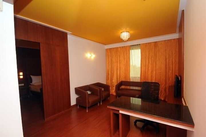 Room 23 of 39