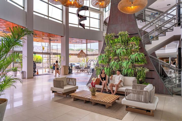Hotel Lobby