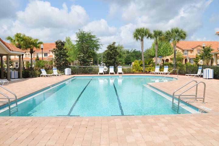 Pool 6 of 14