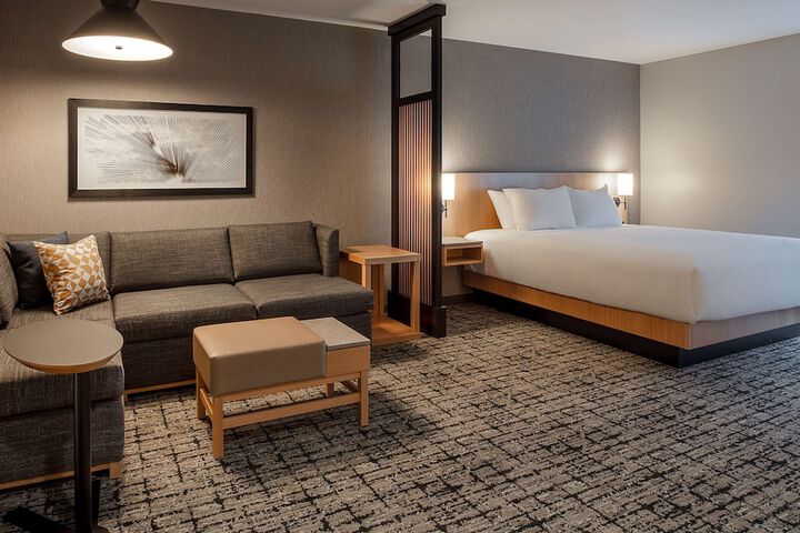 Room 21 of 66