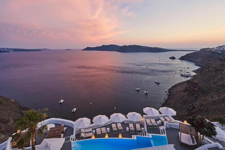 Katikies Santorini - Gea House - The Leading Hotels of The World