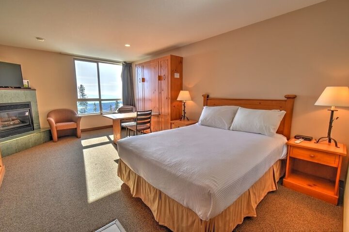Room 6 of 37