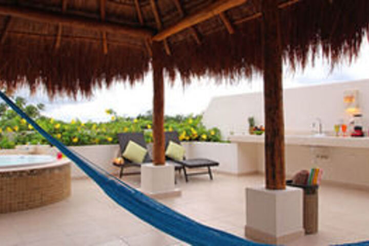 Terrace/Patio 15 of 17