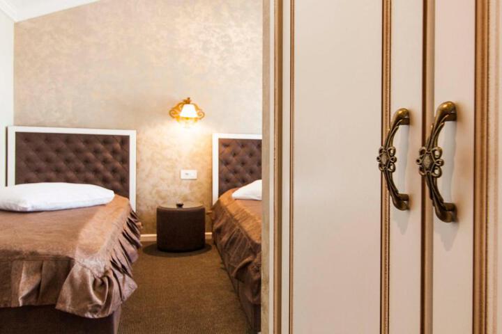 General 44 of 65
