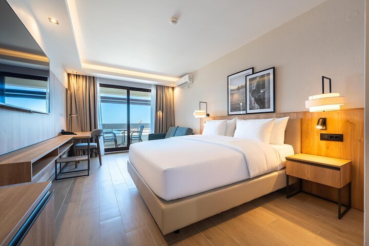Room 58 of 211