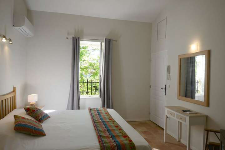 Room 29 of 61