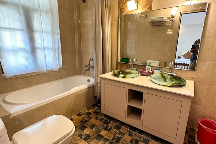 Room 45 of 112