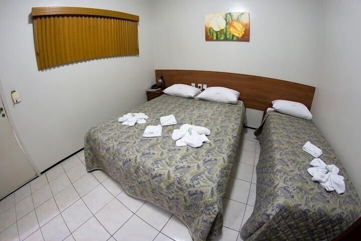 Room 8 of 25