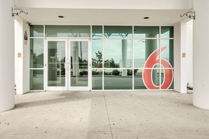 Hotel 33 of 35