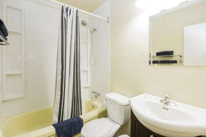 Room 20 of 34