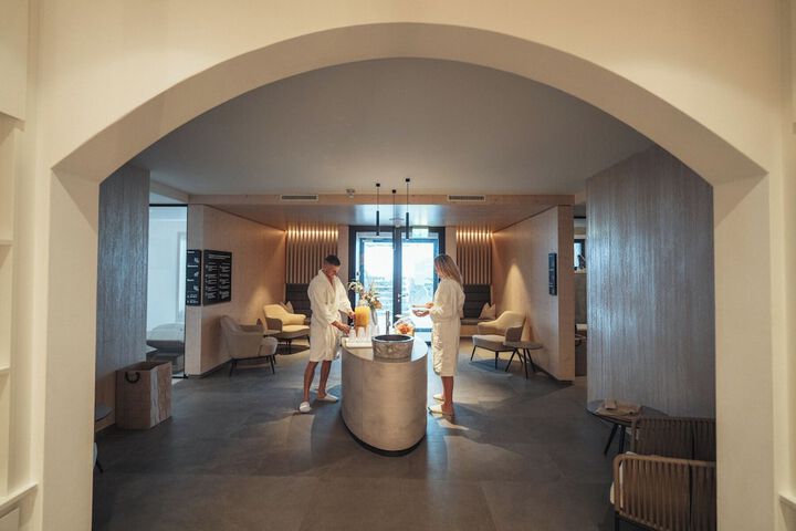 Spa 54 of 71