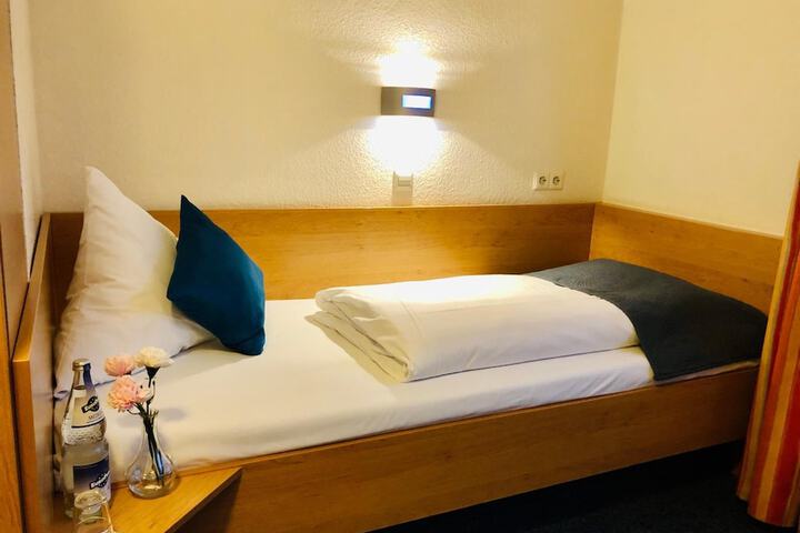 Room 14 of 44