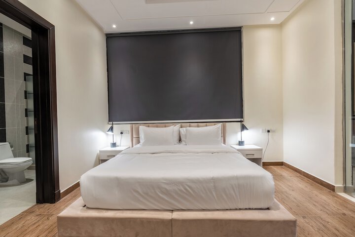 Room 7 of 59