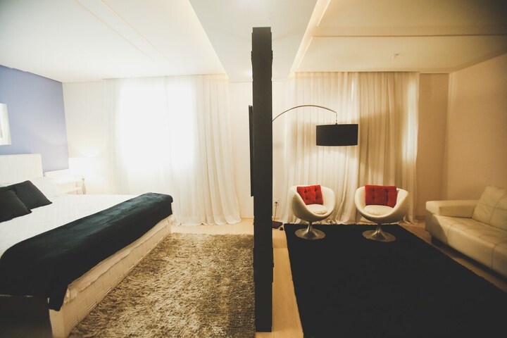 Room 18 of 87