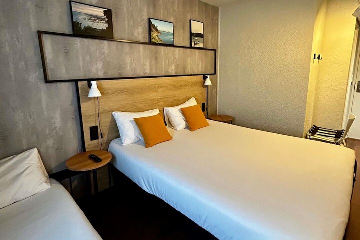 Room 21 of 80