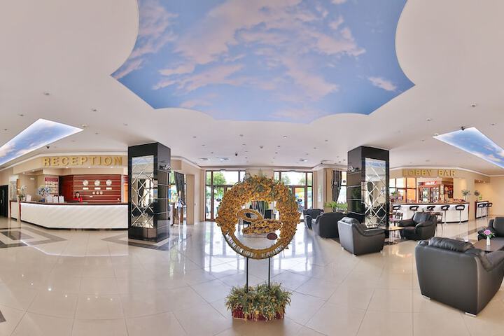 Guest Lobby