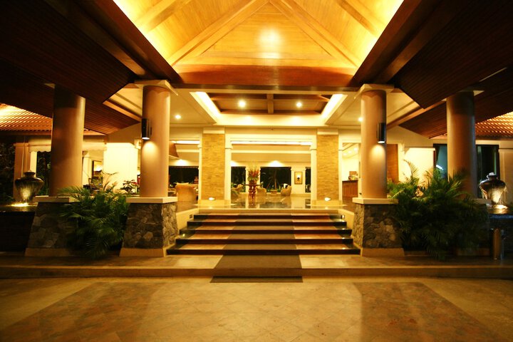 Hotel 76 of 85