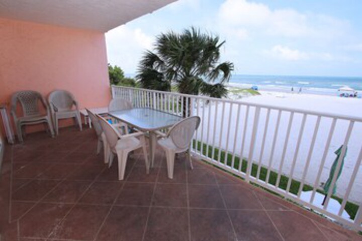 Terrace/Patio 4 of 23