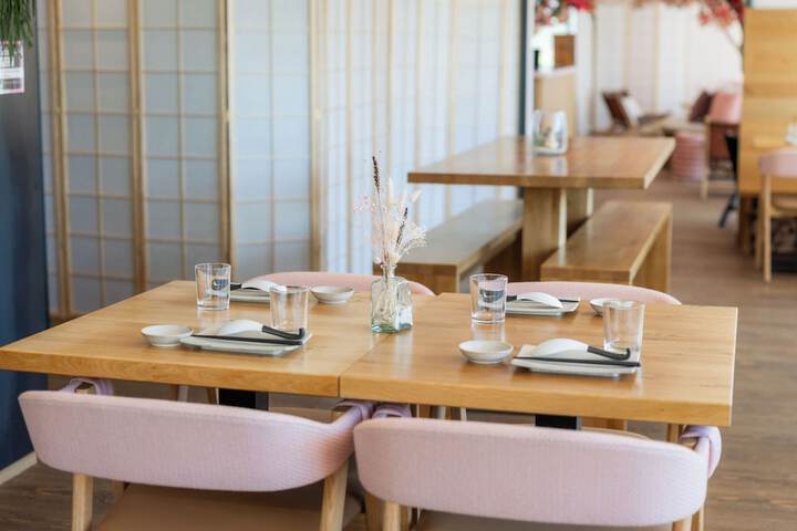 Dining 103 of 113