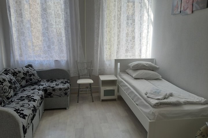 Room 12 of 46