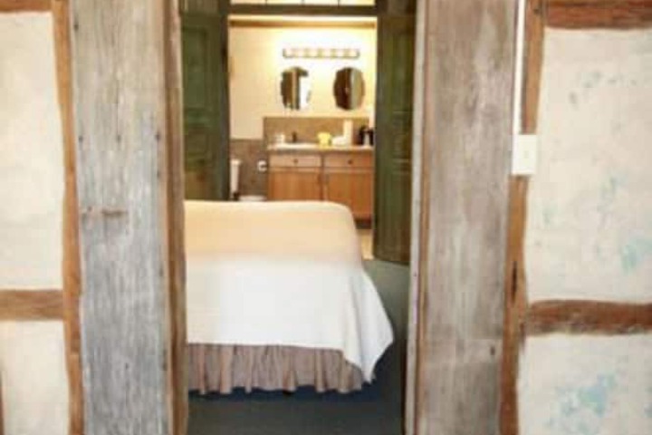 Room 7 of 150