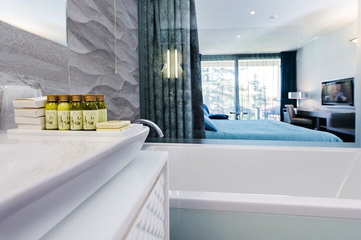 Bath Photo