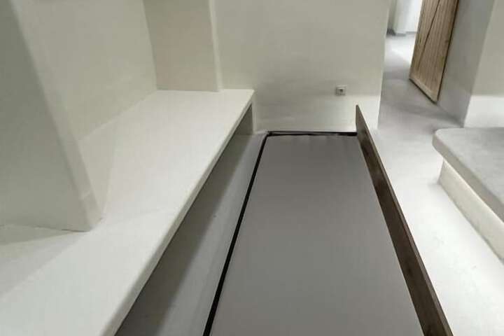 Room 2 of 24