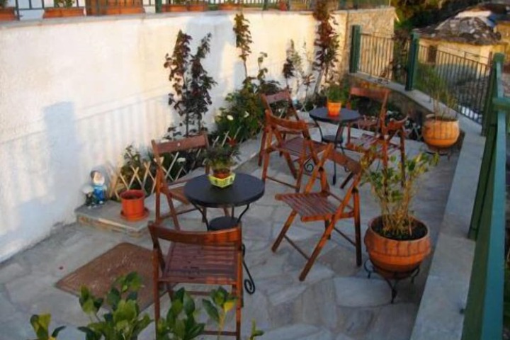 Terrace/Patio 17 of 30