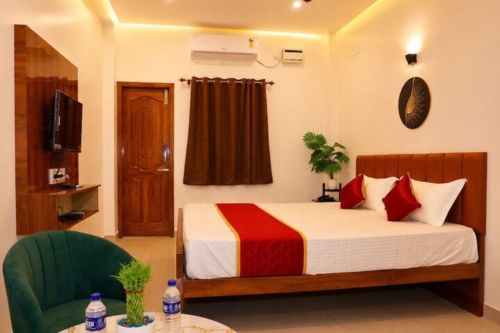 Room 3 of 7
