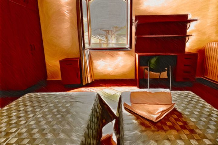 Room 9 of 39