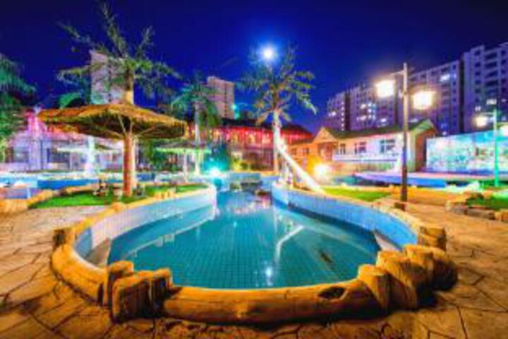 Pool 7 of 23