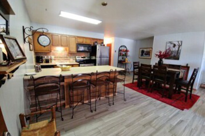 Room 6 of 15