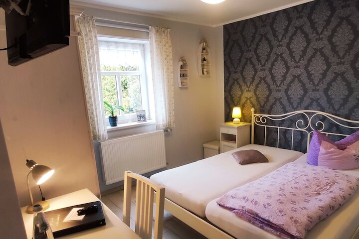 Room 4 of 47