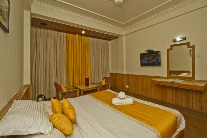 Room 3 of 23