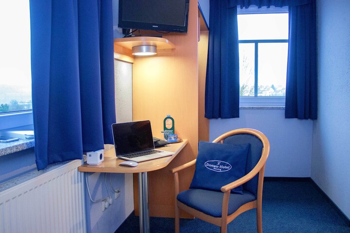 Room 37 of 54