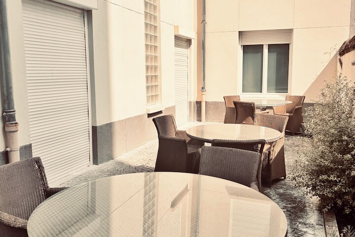 Terrace/Patio 29 of 30