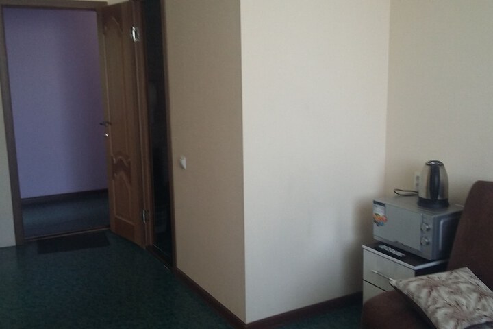 Room 18 of 18