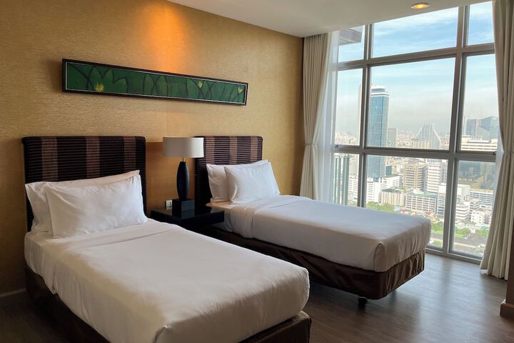 Room 18 of 78