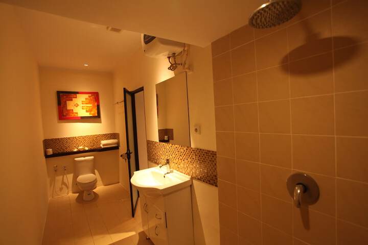 Room 30 of 51