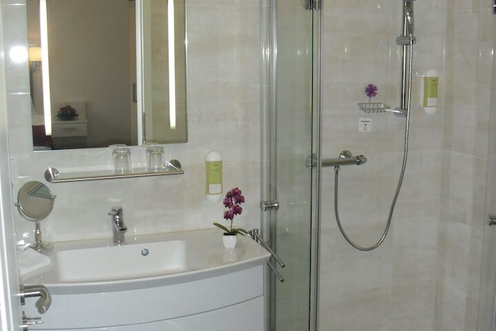 Bathroom Vanities