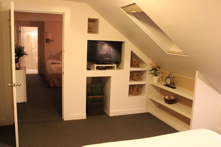 Room 75 of 168