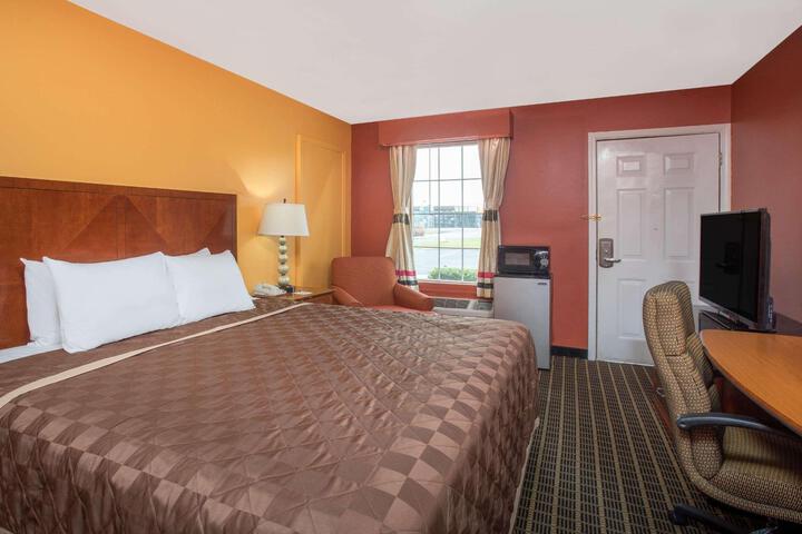 2 Double Beds (2 of 6)
