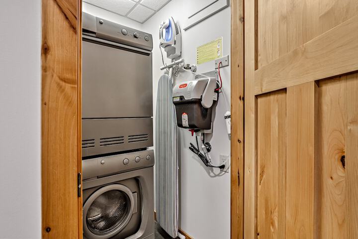 Laundry 56 of 185