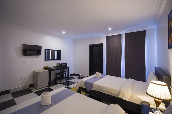 Room 18 of 47