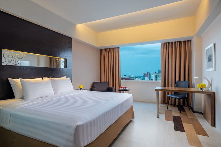 Room 4 of 39